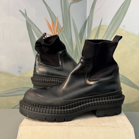 Zara Black Women's Chunky Ankle Boots, Botin, Size 10 NWT - Picture 2 of 10